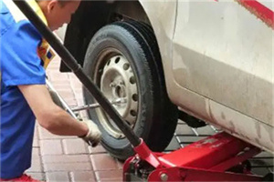 巴塘附近拖车24小时服务热线电话